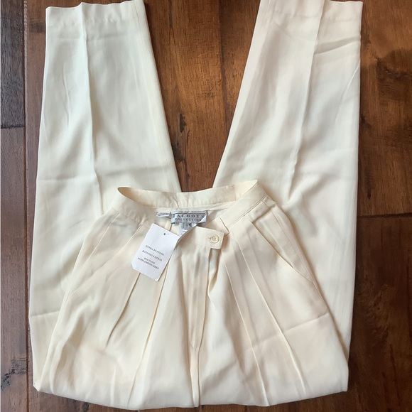 TALBOTS COLLECTION. NWT. SIZE 6. IVORY CREAMY WHITE DRESS PANTS - Picture 7 of 9
